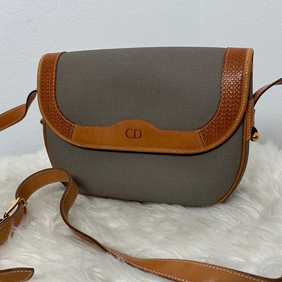 💯Authentic Christian Dior Shoulder Bag🍀 - Picture 1 of 16